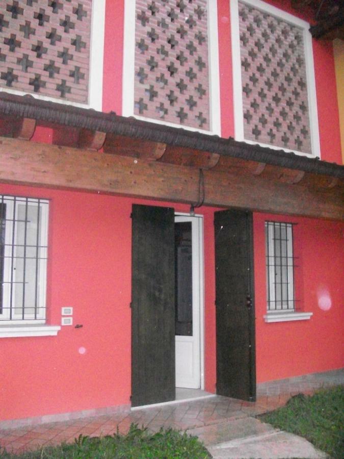 Casa In Campagna _Lori Volta Mantovana Exteriör bild